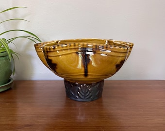 Cuenco vintage de cerámica acanalada Beswick, estilo moderno de mediados de siglo, década de 1950, jarrón Ikebana dorado de cosecha