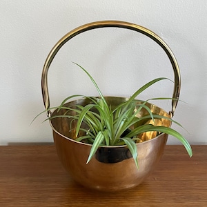 Vintage Large Brass Basket Bowl: Mid Century Boho Decor, Plant Holder