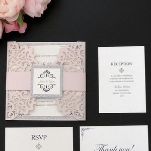 Blush Pink und Glitzer Silber Laser Cut HochzeitSeinladungen