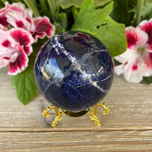 Sodalite sphere (13 OZ) -  High quality Sodalite  - Healing Crystals and Stones - Throat Chakra
