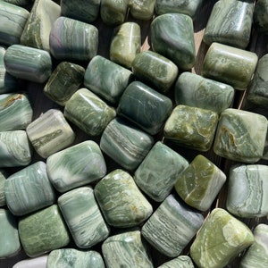 Infinite Tumbled Stone Aka Healers Stone Infinte Serpentine Healing Crystal and Stone Bild 4