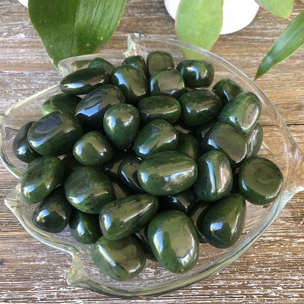 Nephrite Jade Tumbled Stone(0.8"- 1") - Nephrite Jade - Healing Crystal and Stone - Heart Chakra