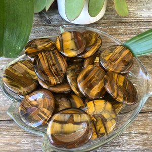 Tiger Eye Thumb Stones (~1.5&quot;)  - Jasper Banded Tiger Eye - Healing Crystals and Stones- Solar Plexus Chakra