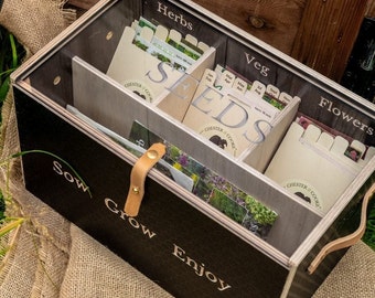 Gravierte hölzerne Samen Aufbewahrungsbox Geschenkset, Gartenplaner, Geschenk für Gärtner, personalisierter brauner großer Organizer mit Fächertrenner