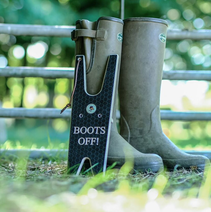 Tire-botte Le Chameau en bois avec caoutchouc