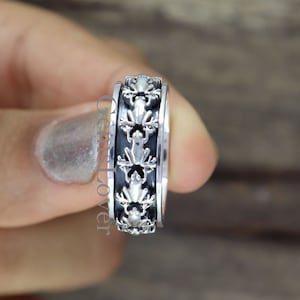 Frog Spinner Ring, Sterling Silver Frog Ring, Animal Spinner Ring, Boho Anxiety Ring, Worry Ring, Fidget Ring, Meditation Ring, Gift For Her