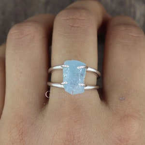 Raw Aquamarine Ring, 925 Sterling Silver Ring, Uncut Gemstone Ring, Healing Crystal Ring, Gift For Her, Middle Finger Ring, Rough Stone Ring