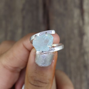 Raw Aquamarine Ring, 925 Sterling Silver Ring, Aquamarine Ring, Uncut Gemstone Ring, Healing Stone Ring, Engagement Gift Ring, Gift For Her