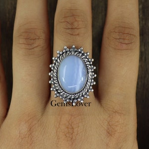 Natural Blue Lace Agate Ring, 925 Sterling Silver Ring, Healing Crystal Ring, Large Gemstone Ring, Gift for her, Pale Blue Gemstone Ring