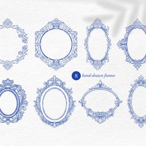 Puede incluir: Ocho marcos azules dibujados a mano con dise&ntilde;os ornamentados. Los marcos tienen formas ovaladas, redondas y hexagonales, con intrincados patrones florales y de volutas. Tambi&eacute;n se incluye el texto "8 hand-drawn frames".