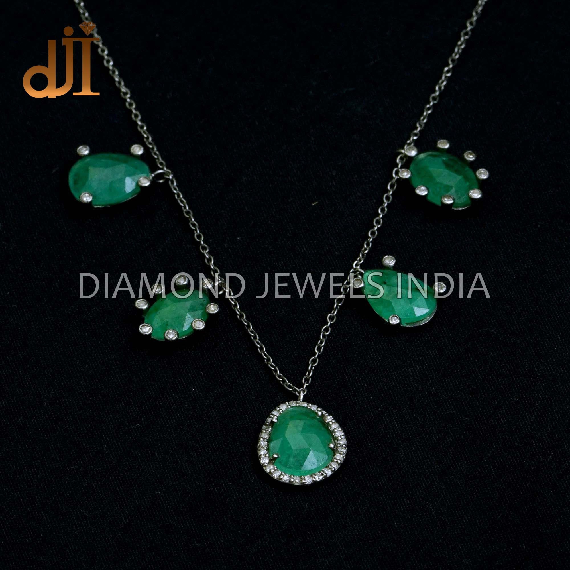 酸化シルバー エメラルド ダイヤモンド ドロップネックレス：925