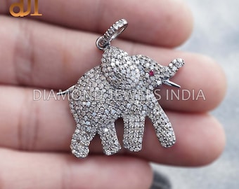 Diamond Ruby Eyed Elephant-hanger: geoxideerde 925 zilveren ketting
