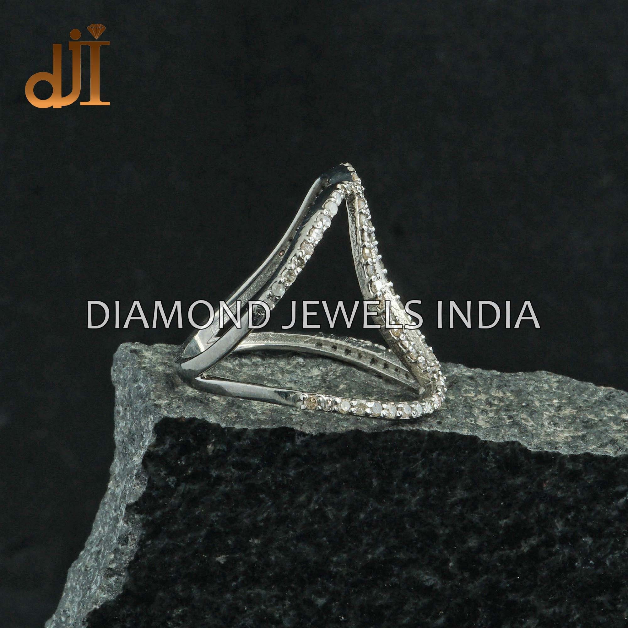 ハンドメイドパヴェダイヤモンド925シルバーリング：酸化加工を施した 