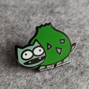 PLANT FROG Hard Enamel Pin | Funny Green Grass Parody | Anime Gamer Gift | Collectible Pin