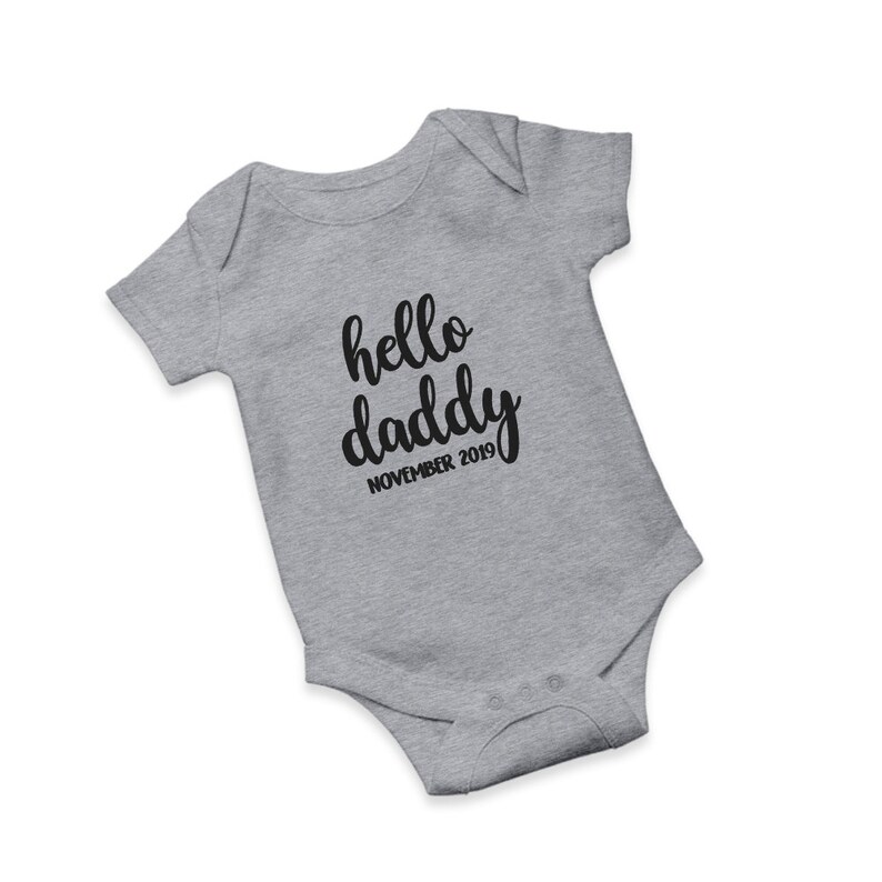 Hello Daddy bodysuit Baby announcement Personalized bodysuit Pregnancy announcement Baby Reveal Husband baby reveal Custom baby