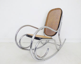 Vintage Marcel Breuer Schaukelstuhl aus Chrom und Rattan