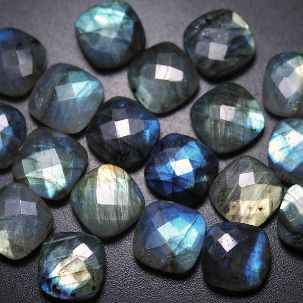 4 Pièces, Labradorite Bleu Et Vert Bleu Flashy, Non Percé, Coussin à Facettes Briolette, Taille 14mm