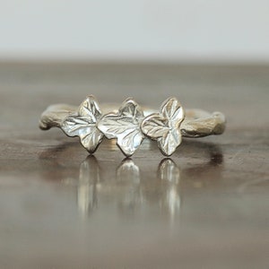 vine leaf ring