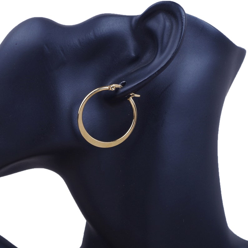 Round flat end hoop earrings 15 mm, 20 mm, 25 mm, 30 mm, 35 mm, 40 mm hoop earrings in hypoallergenic gold-plated stainless steel 3 cm