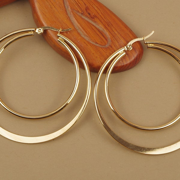 Boucles d'oreilles créoles rondes double rang 55 mm, anneaux en acier inoxydable dorées à l'or fin, hypoallergénique