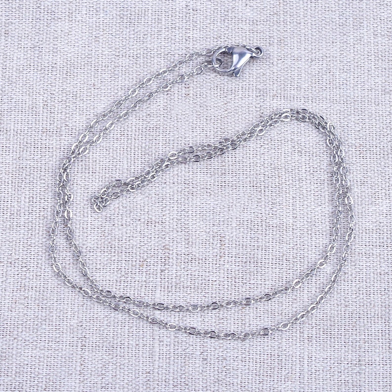 Chaine collier pour pendentif 45 cm ,50 cm, 60 cm, 75 cm en acier inoxydable argenté anti allergique image 2