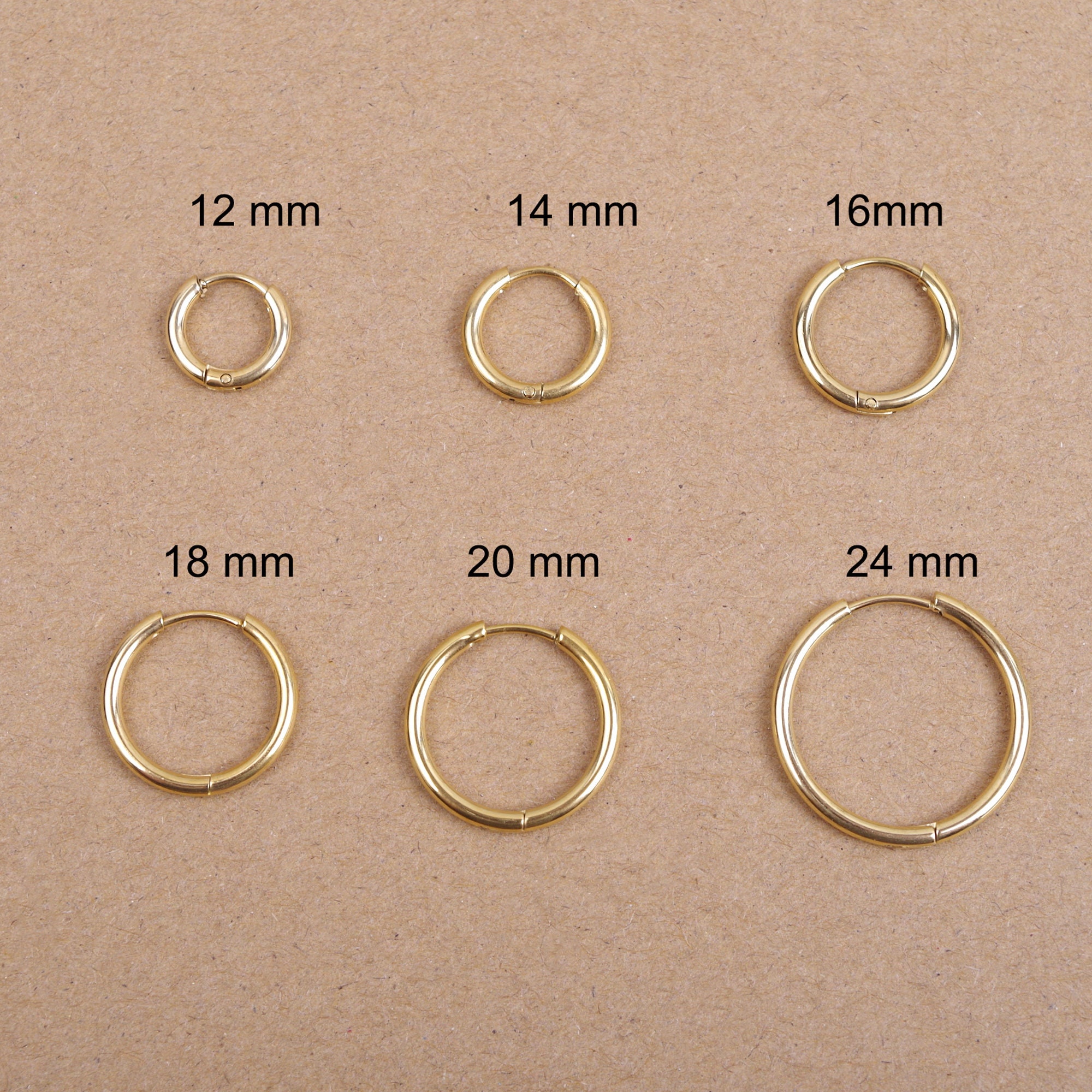 9 KT GESTEMPELT GELBGOLD POLIERT DIAMANTMUSTER OVALE KREOLISCHE
