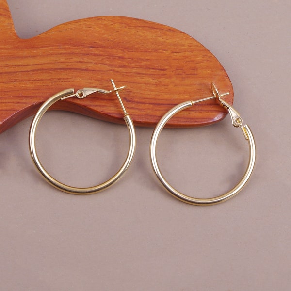 Boucles d'oreilles créoles rondes  30 mm, anneaux en acier inoxydable hypoallergénique dorées à l'or fin