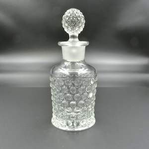 Richards and Hartley, Thousand Eye Clear Hobnail Perfume Bottle with Round Hobnail Stopper
