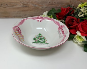SANGO Home for Christmas 1992 #4829-Indonesia 9" groenteschaal ~ harten romantisch roze met kerstboom