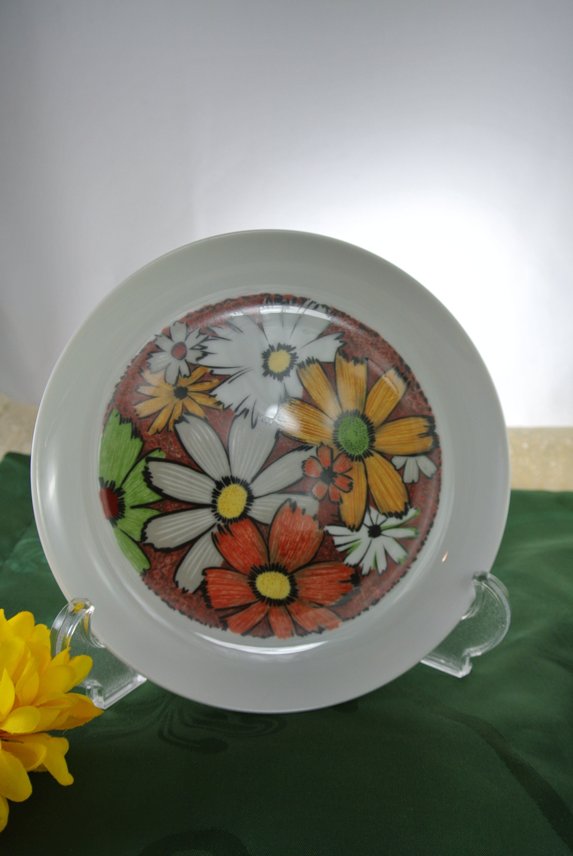 1970's Noritake 'culebra' Collection Younger Image Flower