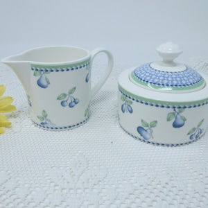 VILLEROY & BOCH Provence Pattern Sugar Bowl and Creamer Set ~ Like New Condition