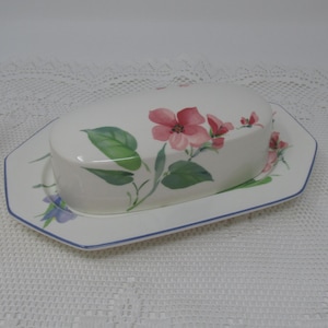 Beautiful Mikasa French Silk Pattern 1/4 Pound Butter Dish Set #DV007