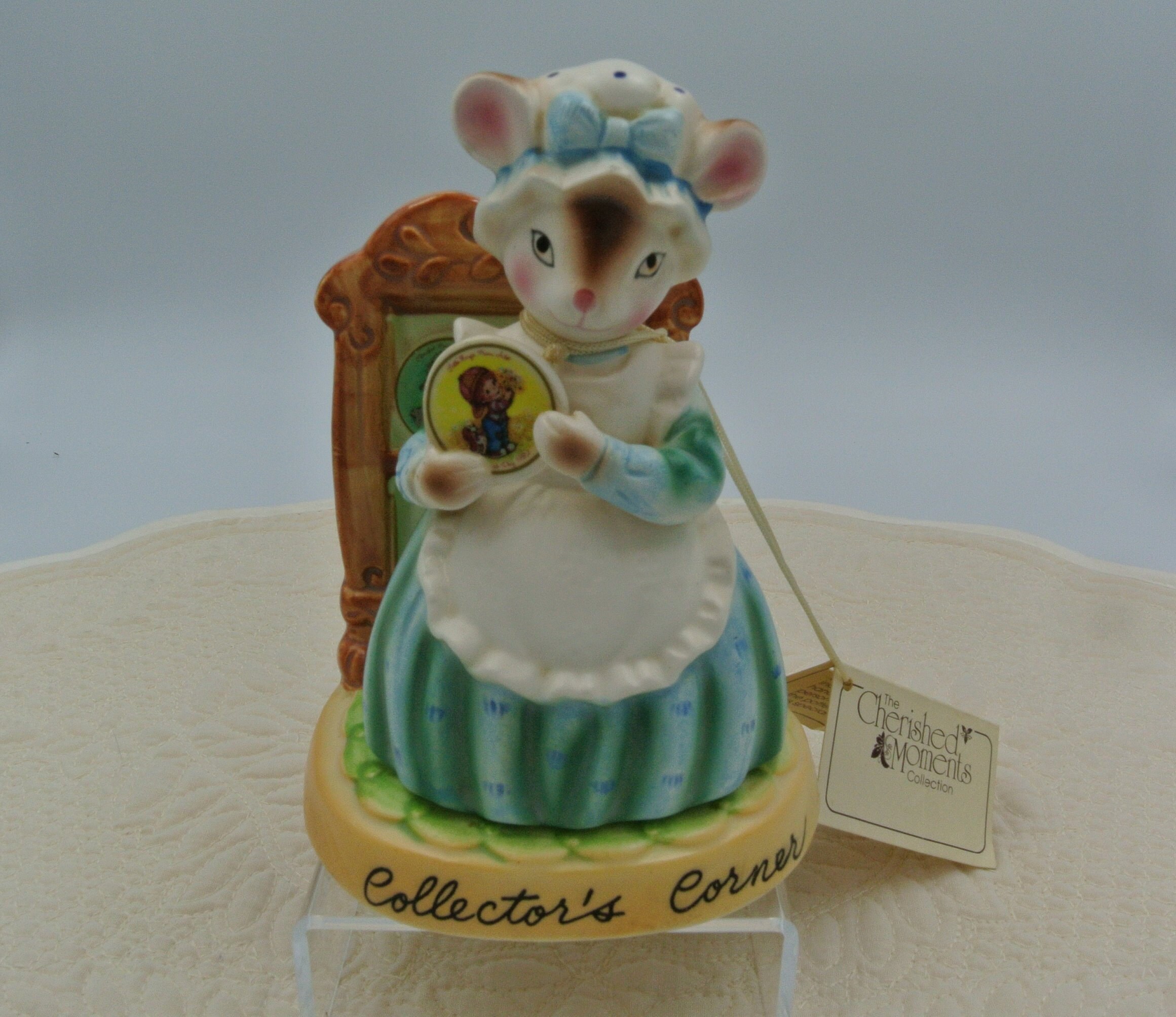1982 Avon Collectible Corner Precious Moments Figurine Etsy