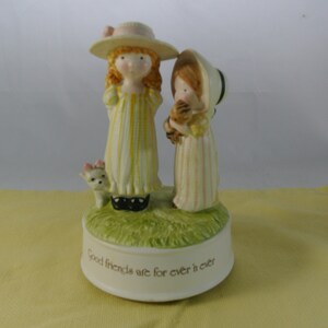 Vintage Holly Hobbie Music Box “Good Friends are For Ever and Ever” 1974