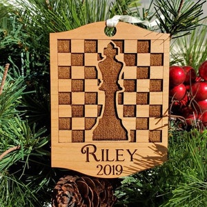 Chess Christmas Ornament - Customized - Personalized - Wood - Laser - KING