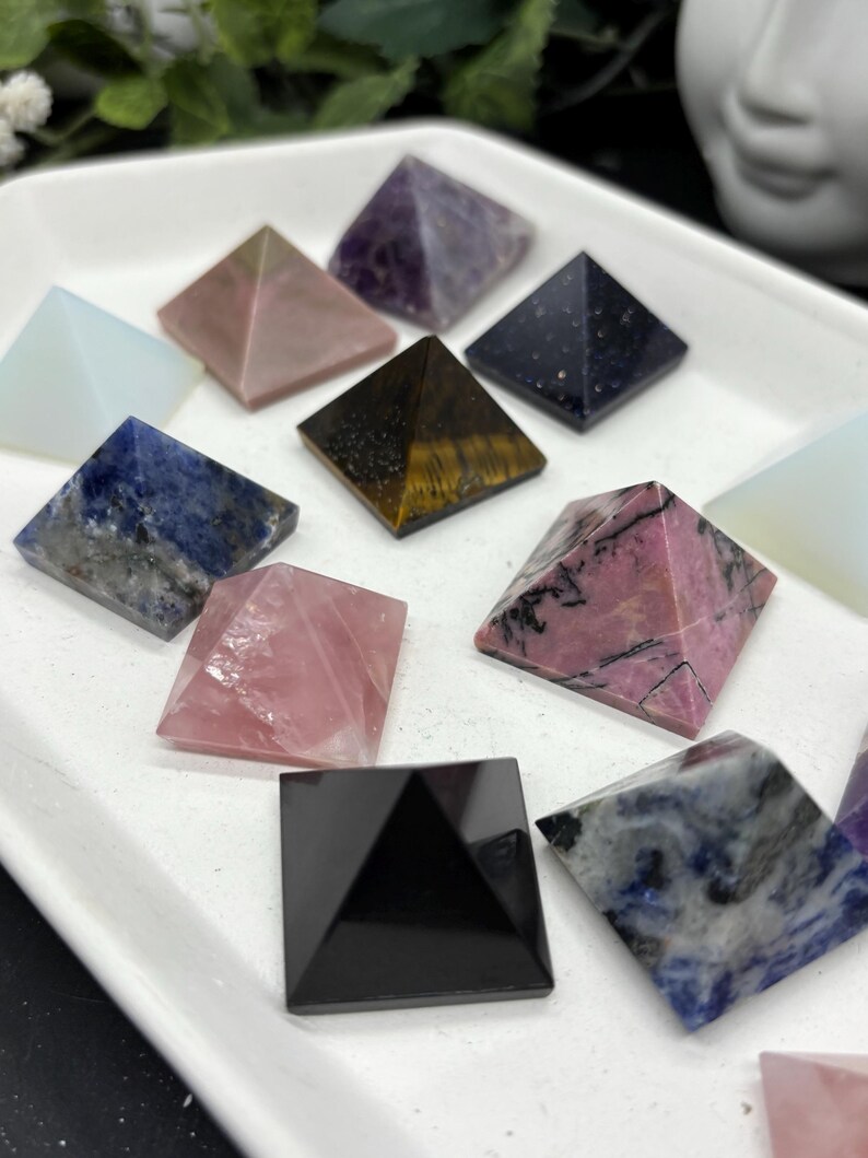Crystal Pyramid Custom Pyramid - Crystal Pyramid - Carved Pyramid - Carved Crystal Pyramid - Etsy