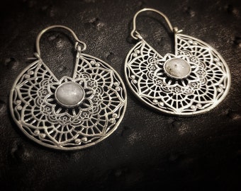 Moonstone Earrings/ Mandala Design/Sacred Geometry Jewels/Healing Jewelry/Suite Brass Metal/Bohemian/Sweet Design/Psytrance/3,5cm Diameter