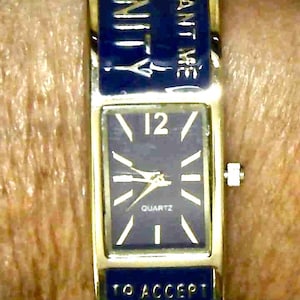Serenity Prayer Montre-Bracelet Watch,AVON Signature Collection, Unisex style for teens and adults, blue-black enamel silvertone metal cuff.