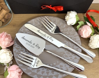 Personalized Wedding Cake Cutting Set in Gift box - Custom Engraved Silver Pie Server - Cutting Kit Anniversary Housewarming Keepsake