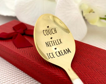 Couch Netflix Ice cream Spoon - Chillin Spoon Gift - Teaspoon for Ice cream - Custom spoon with Text Nice gift for Friend Lock down spoon