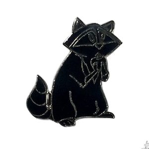 Pin – Meeko from Pocahontas – Disney Fantasy | Black Version Sly Raccoon Collectible Accessory for Pocahontas Enthusiasts and Nature Lovers