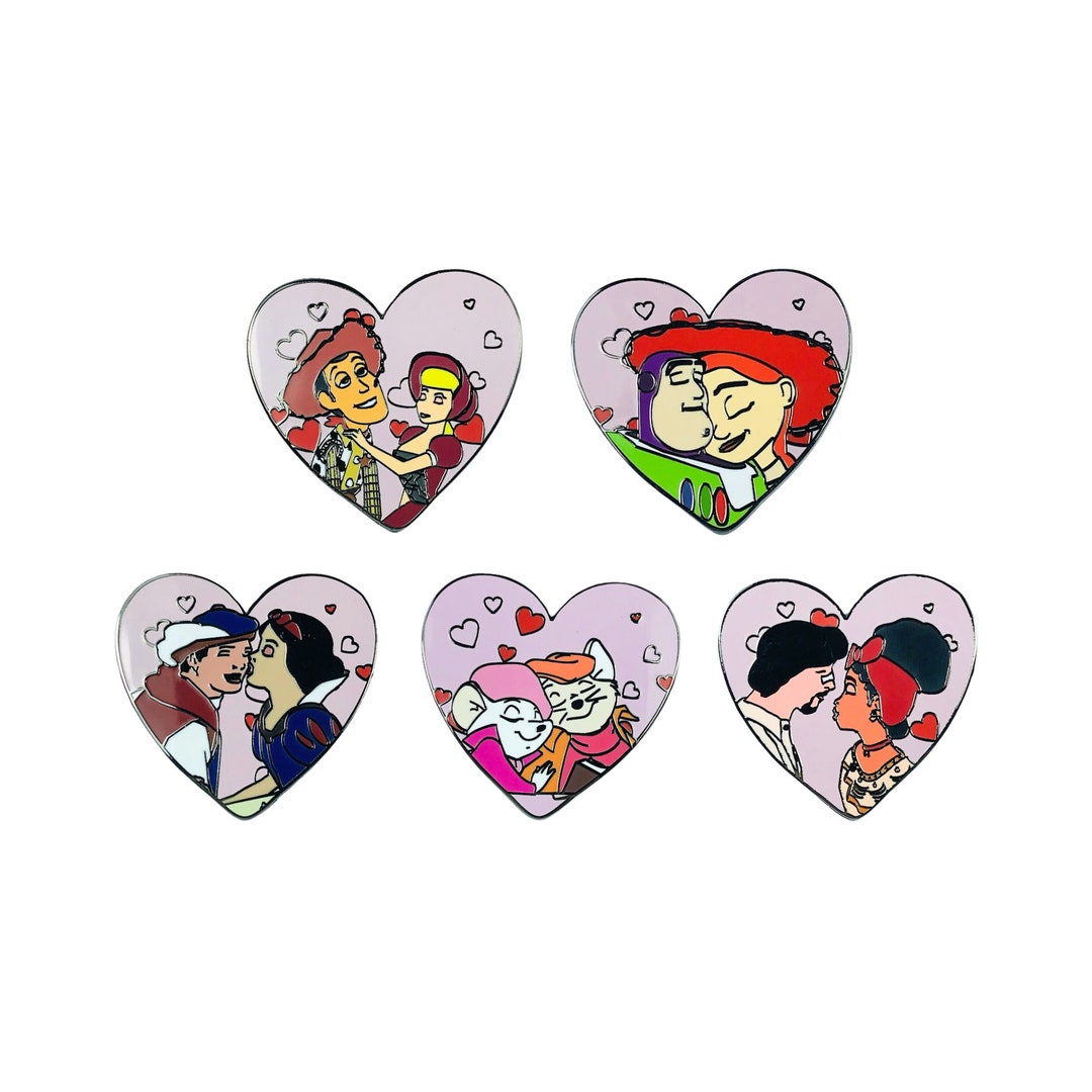 【OVO x Disney】コラボ☆VALENTINE'S HEART PIN☆飾りピン Disney Valentine's Heart Pin - Black | October's Very Own