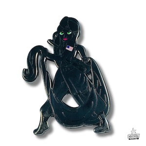 Pin – Rapunzel as Soldier from Tangled – Disney Fantasy | Black Version Collectible Pin Featuring Rapunzel in Soldier Outfit from Tangled