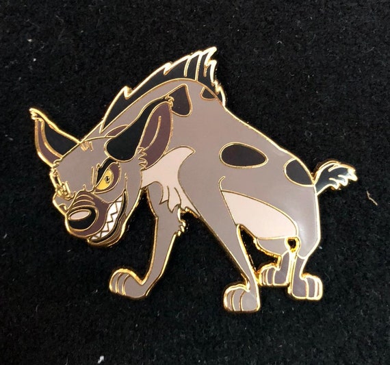 LIMITED 35 PIN DISNEY FANTASY MUFASA FROM LION KING 