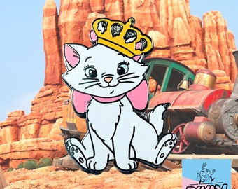 ディズニー　Aristocats おしゃれキャット　マリー　ピン　50周年 おしゃれキャット』 マリー 50周年記念グッズ LANVIN en Bleu