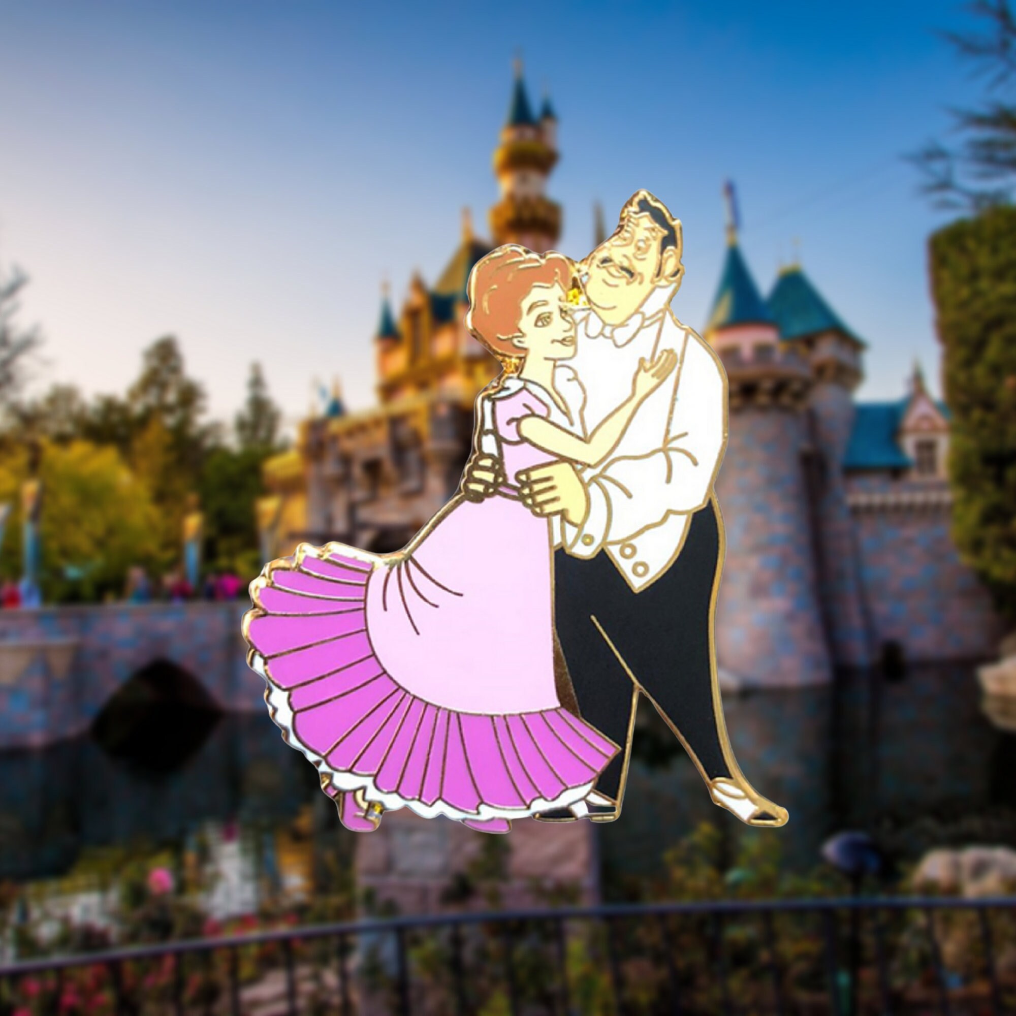 Pin – George and Mary Darling from Peter Pan – Disney Fantasy