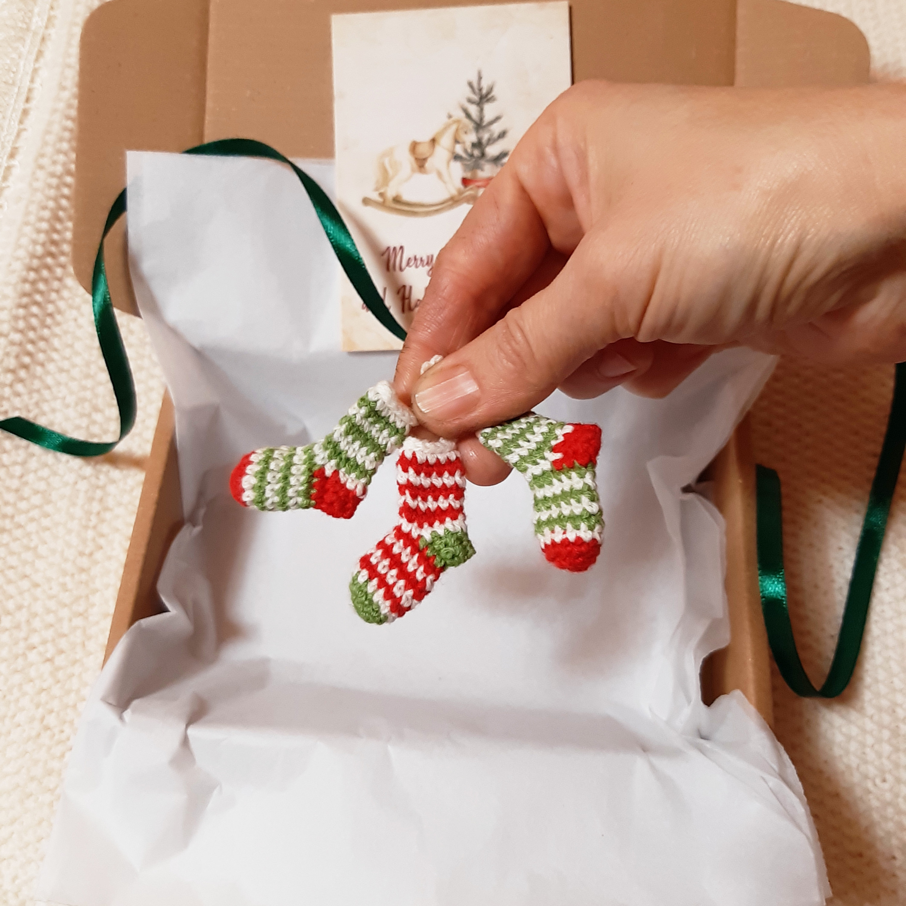 39 Christmas Stocking Crochet Patterns for Handmade Holiday Keepsakes 16 Miniature christmas stockings for doll house