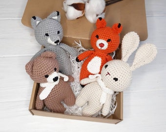 Wald Kuscheltiere Set: Bär Hase Fuchs Wolf Spielzeug, gehäkelte Wald Kinderzimmer Tier Spielzeug Drillinge, Baby und Freunde, Stricktier Puppe