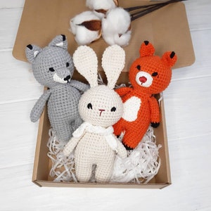 Baby forest friends set of woodland stuffed animal toys: bear, bunny, fox,  raccoon,  wolf toy, knitted animal doll, baby wolf