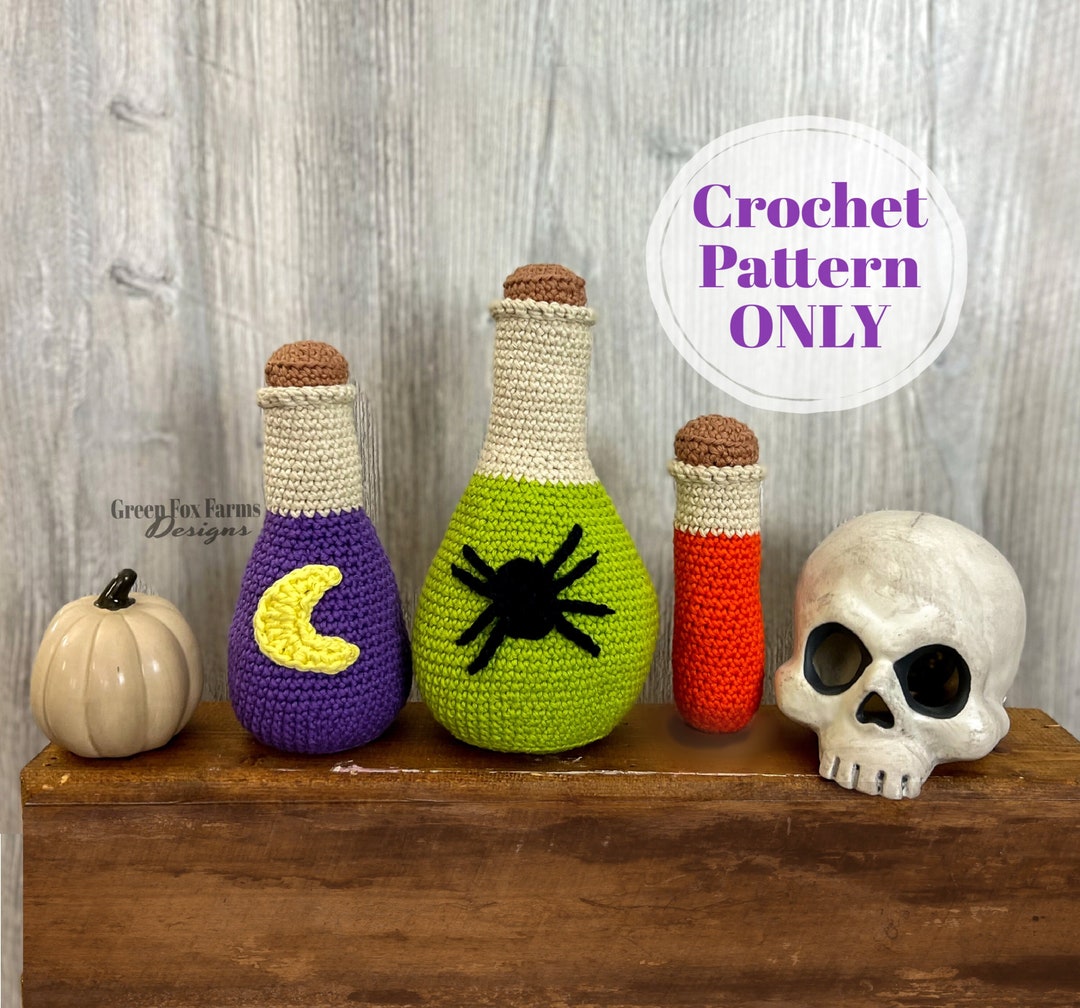 Potion Bottle Dice Bag Crochet Pattern, Potion of Moonlight Amigurumi
